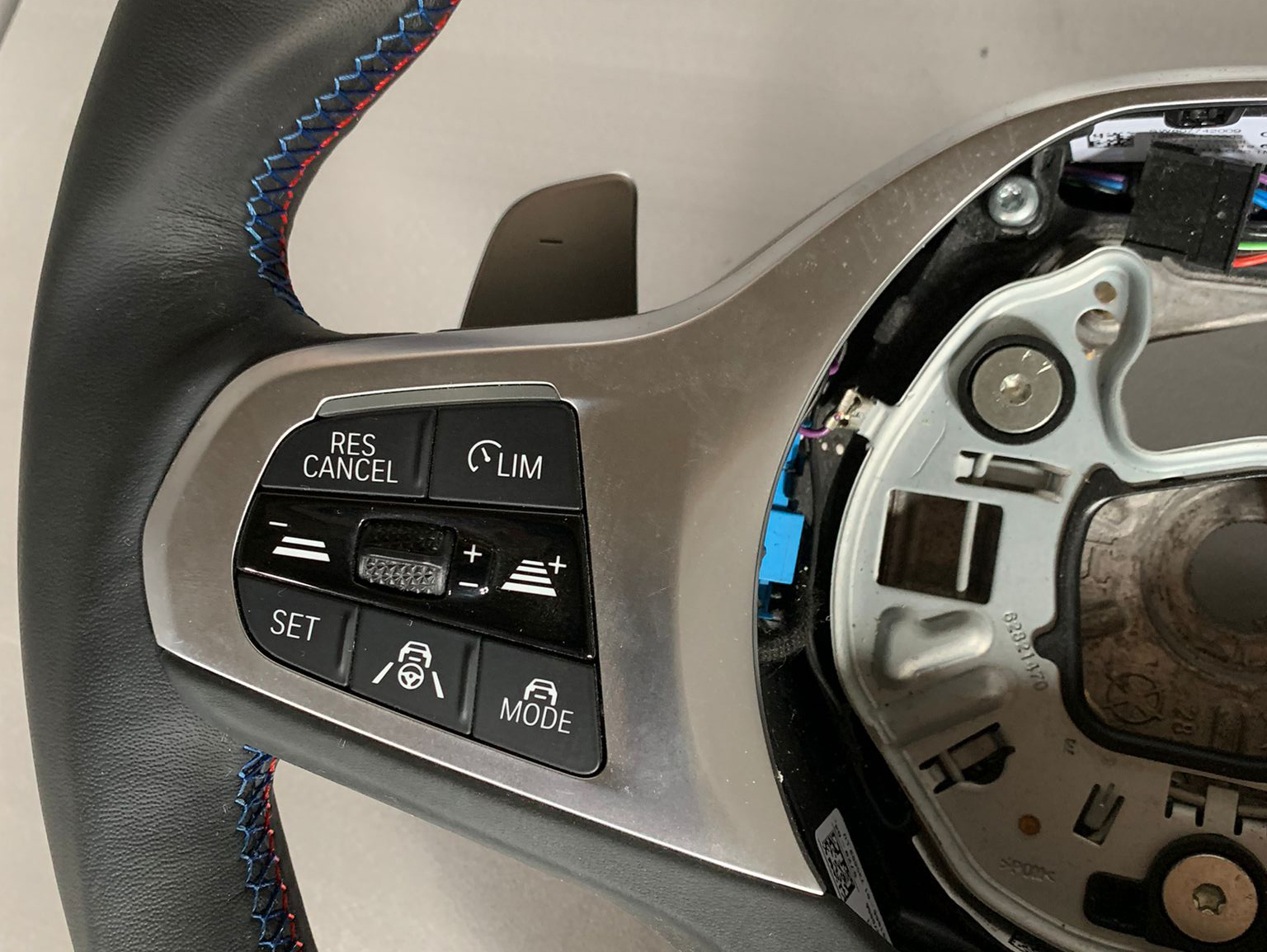 BMW G30 (2017-2024) Steering Wheel with Paddle Shifters Carbon Leather M Package